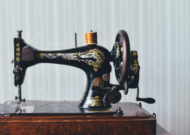 sewing-machine-